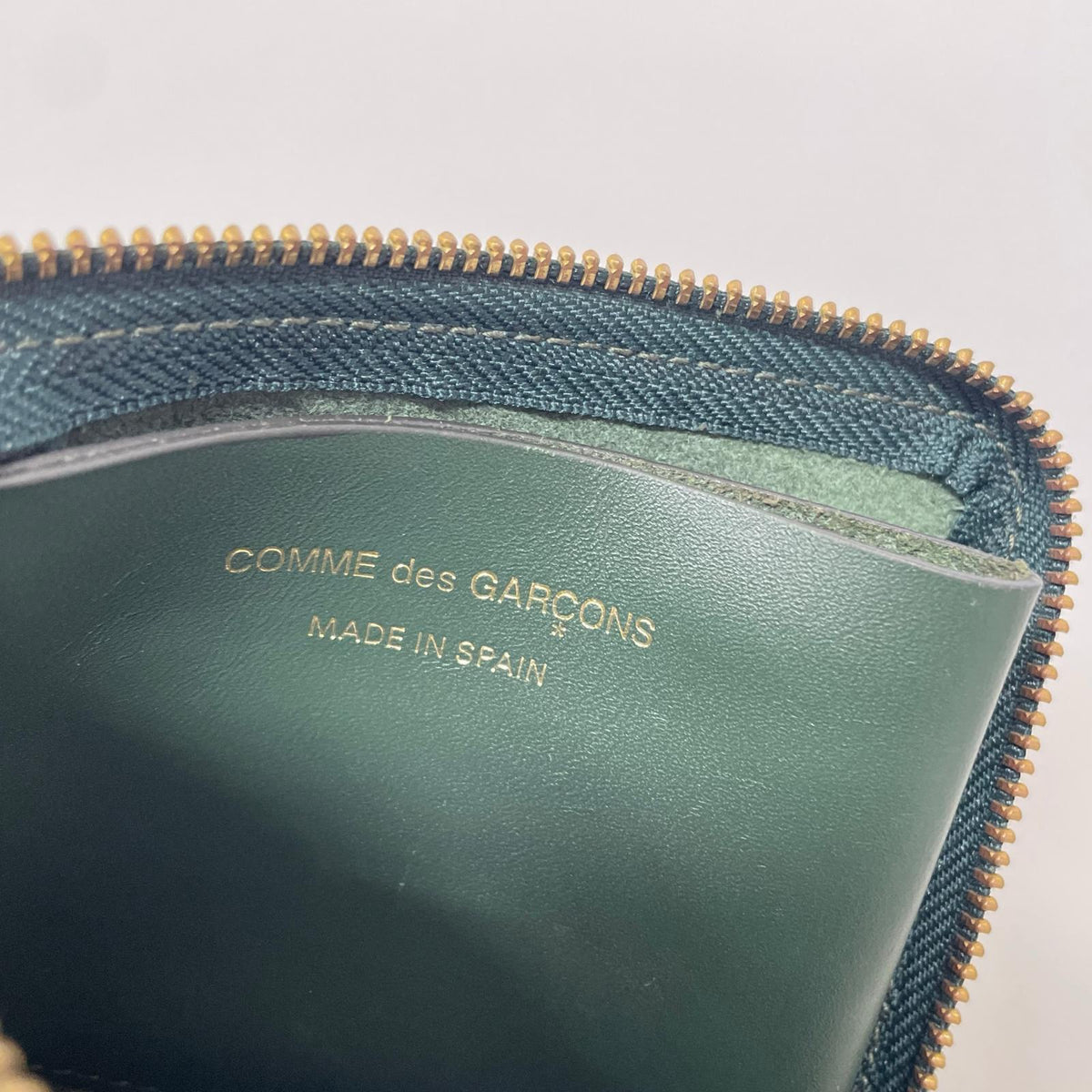 コンパクトウォレット Classic L Zip Wallet 緑 グリーン