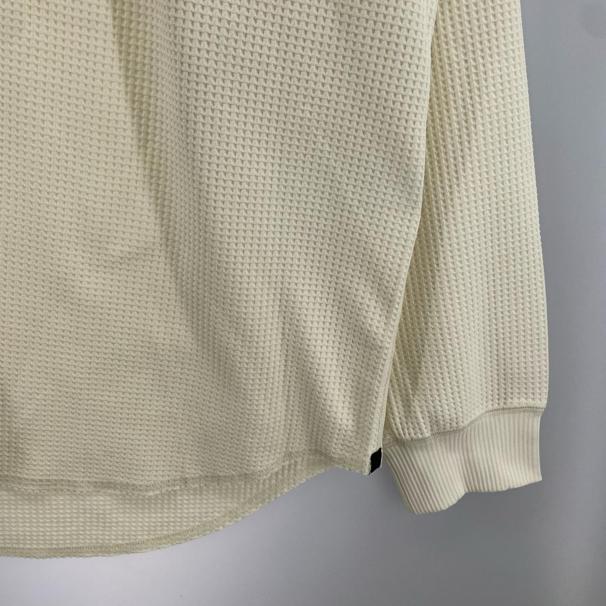 長袖Ｔシャツ E-33025W ﾀｸﾞ付き L ベージュ