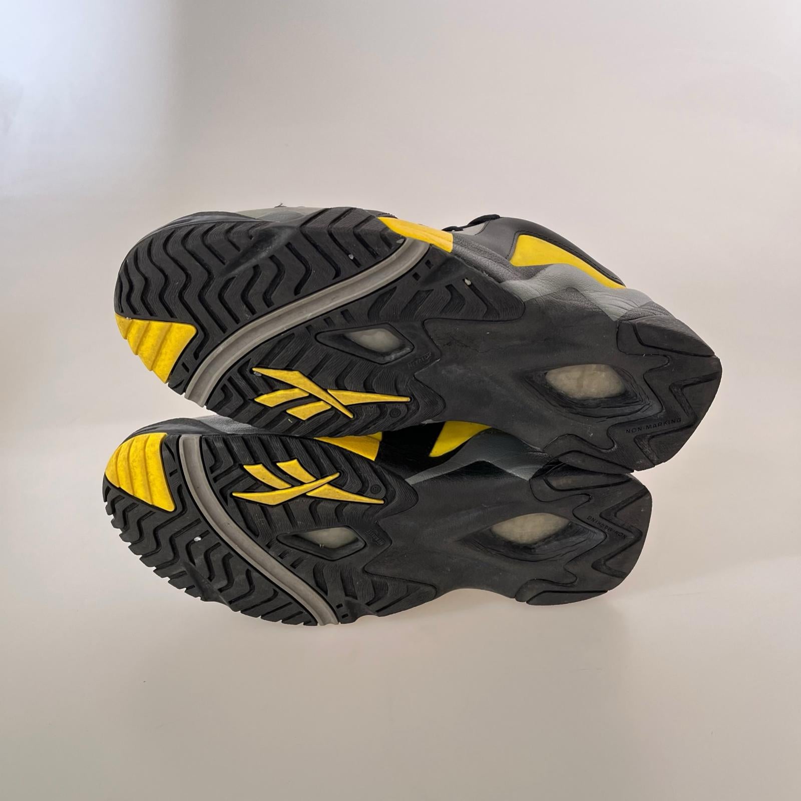 スニーカー Kamikaze II Low/ｻｲｽﾞ29cm/FY9781 29cm (US11 UK10 1/2 EU48)