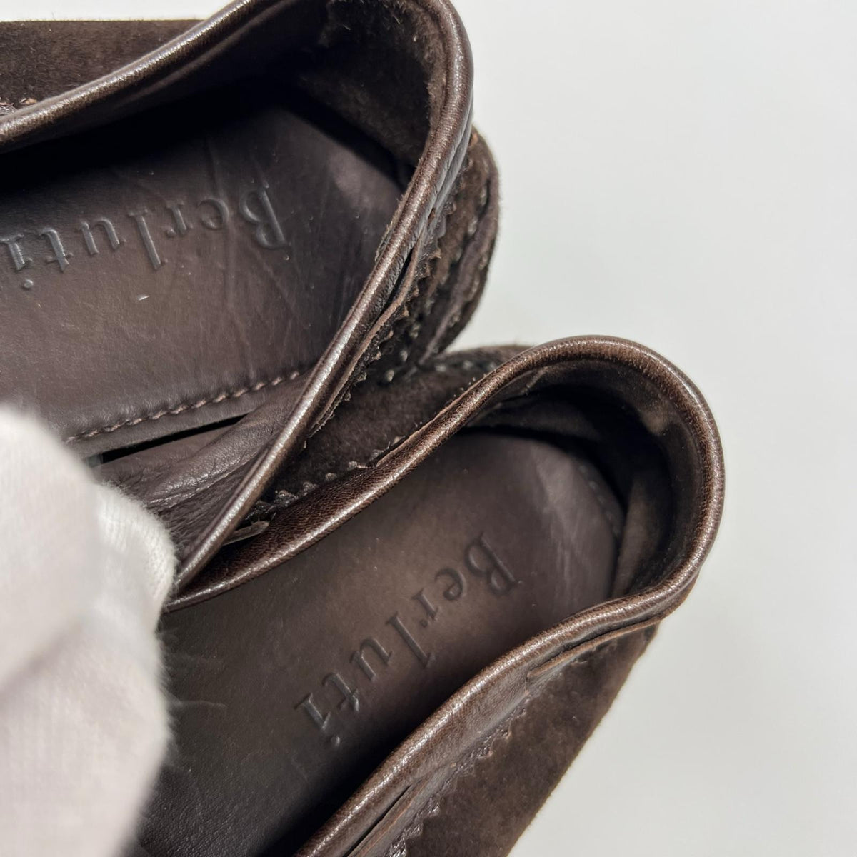 その他靴 Berluti　ｽｳｪｰﾄﾞ　ﾄﾞﾗｲﾋﾞﾝｸﾞｼｭｰｽﾞ ブラウン