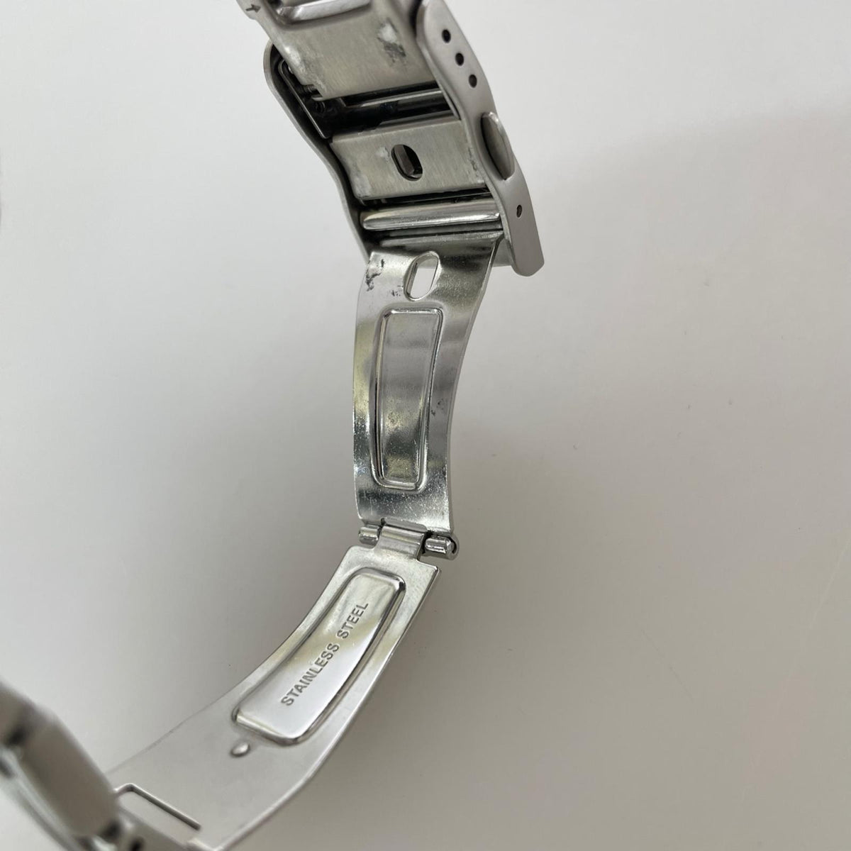 腕時計 ﾃﾞｼﾞﾀﾙ 電波ｿｰﾗｰ ｽﾃﾝﾚｽ MTG-M900DA-8CR