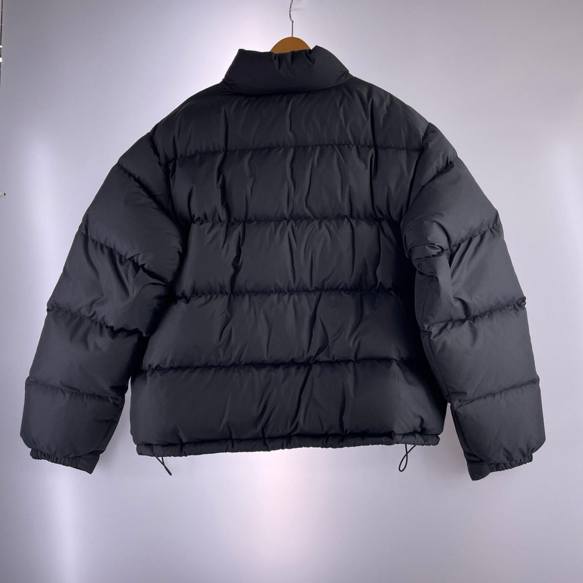 ダウンジャケット 24AW ﾀﾞｳﾝｼﾞｬｹｯﾄ 黒 (L) ブラック