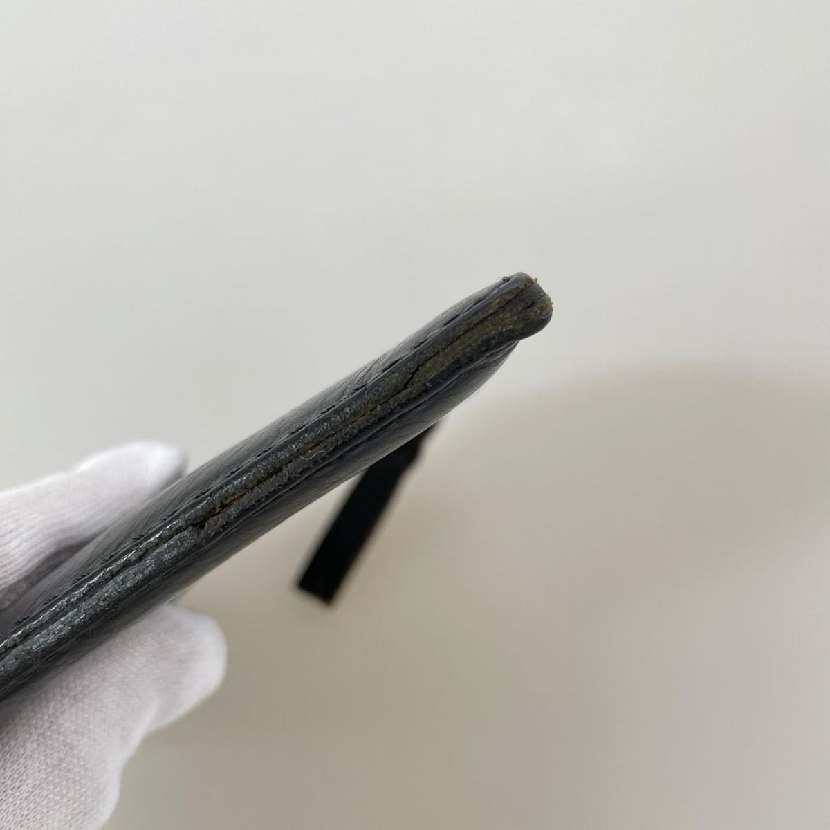 コンパクトウォレット TROIS CLEFS L字ﾌｧｽﾅｰ ﾚｻﾞｰ 財布 黒 ブラック