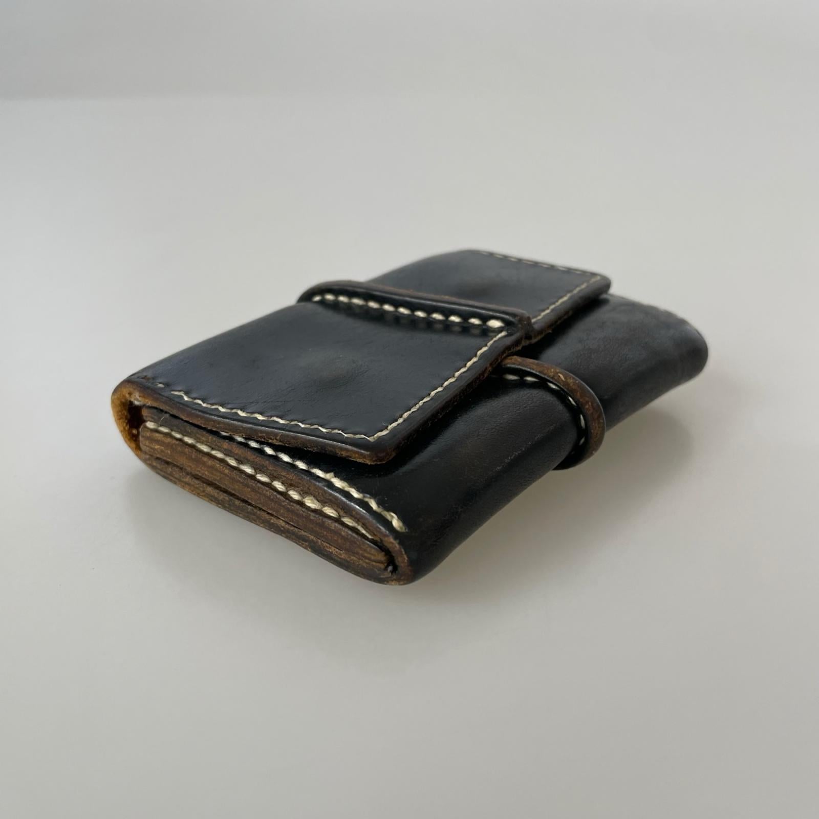 コンパクトウォレット ICHI ﾊﾝﾄﾞﾒｲﾄﾞ　ﾚｻﾞｰ ブラック