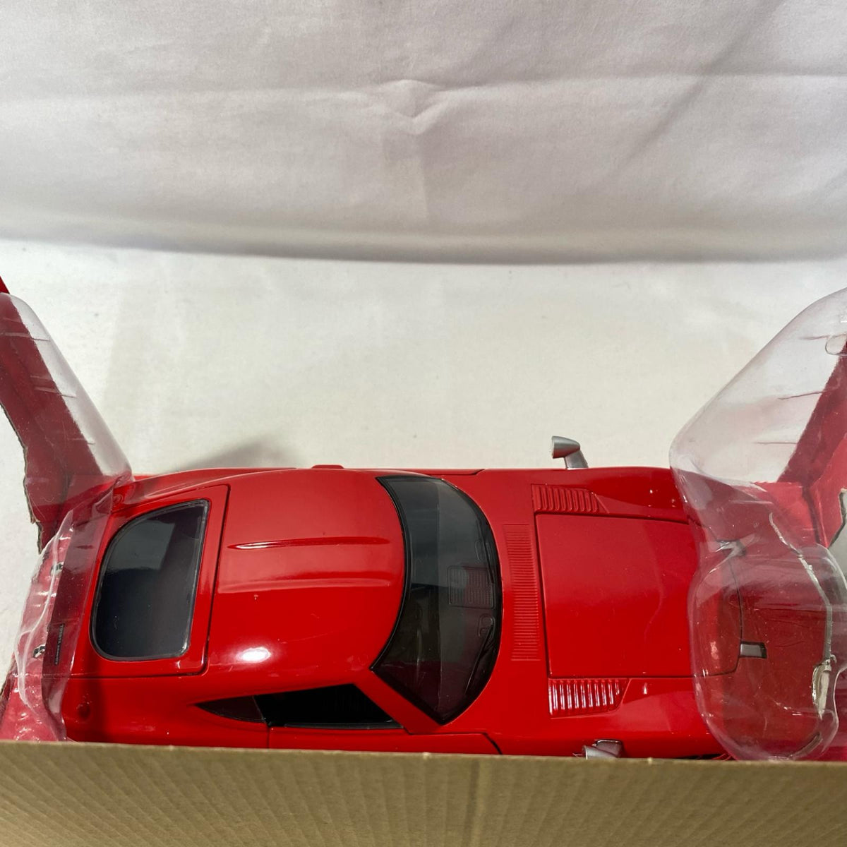Jada 1/24 1967 TOYOTA 2000GT スケールカー