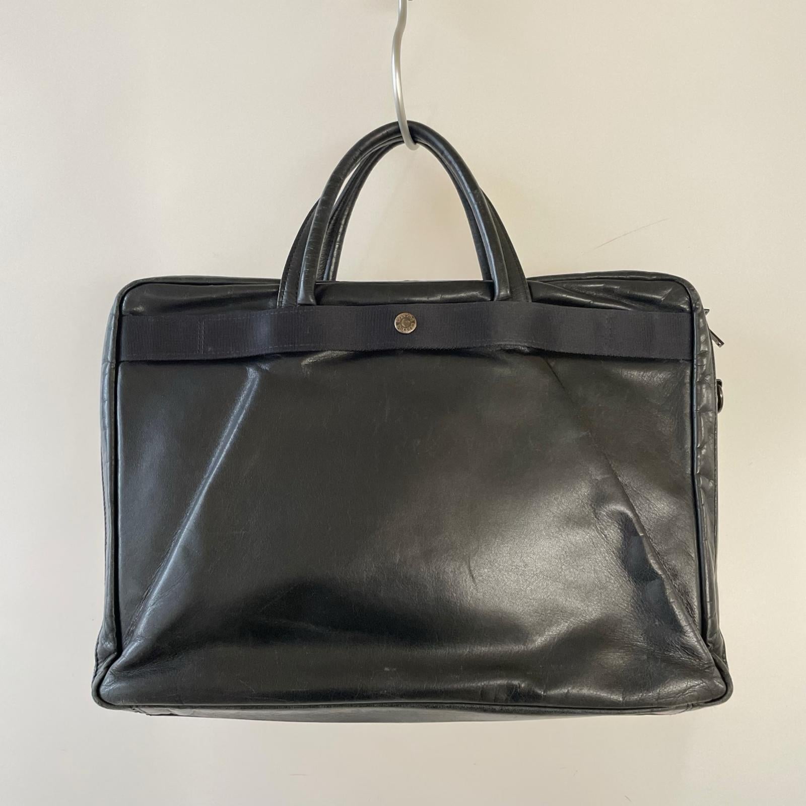 ブリーフケース AMAZE ﾚｻﾞｰﾌﾞﾘｰﾌｹｰｽ ブラック