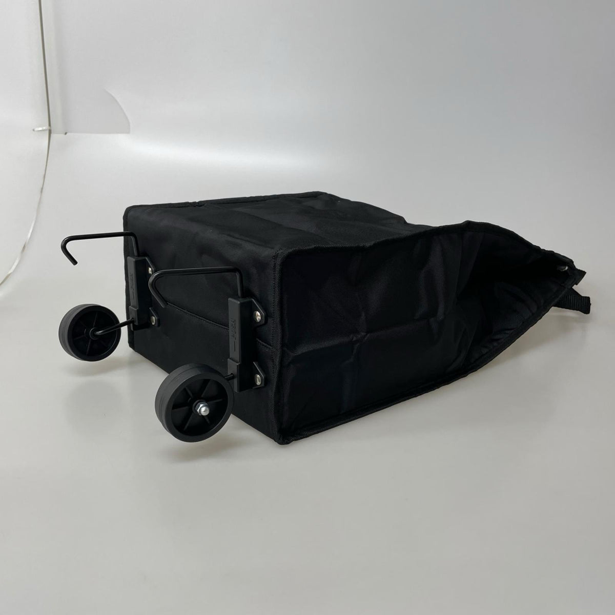 その他バッグ DEAN&DELUCA 黒 ｷｬﾘｰﾊﾞｯｸﾞ ブラック