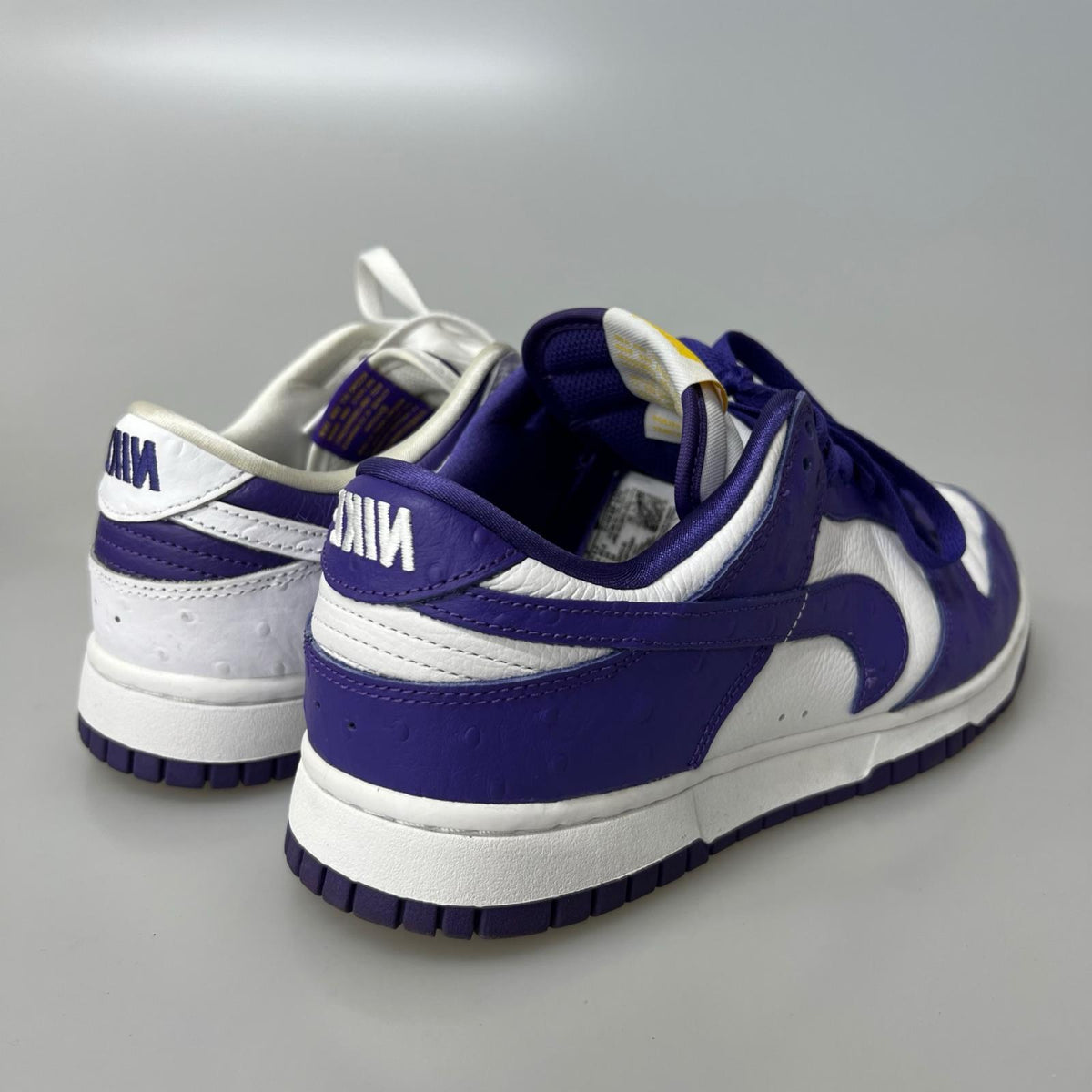 スニーカー WMNS DUNK LOW FLIP THE OLD SCHOOL 25cm 26cm (US8 UK7 1/2 EU42)