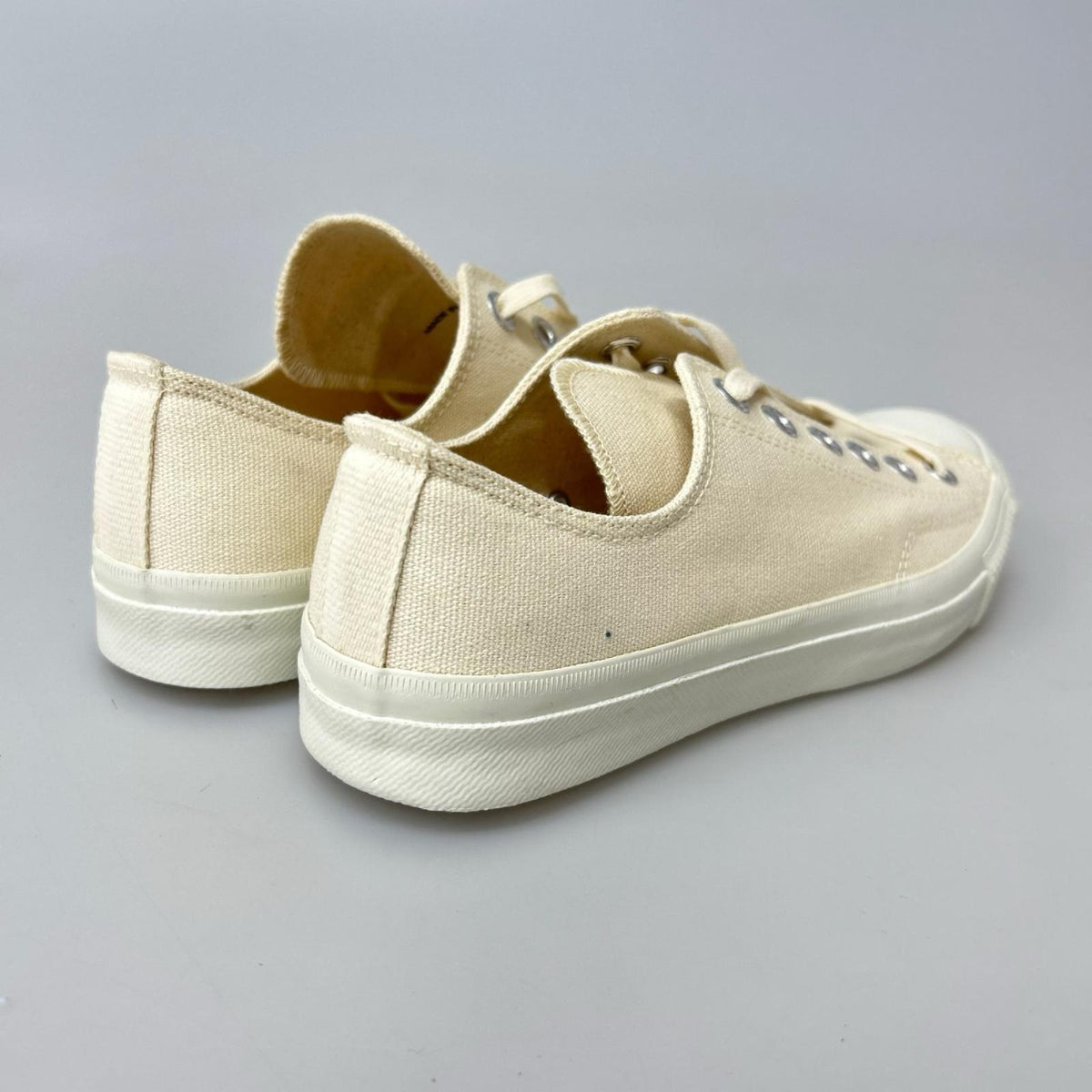 スニーカー R.C.A.F US ARMY ｷｬﾝﾊﾞｽｽﾆｰｶｰ 6M 生成