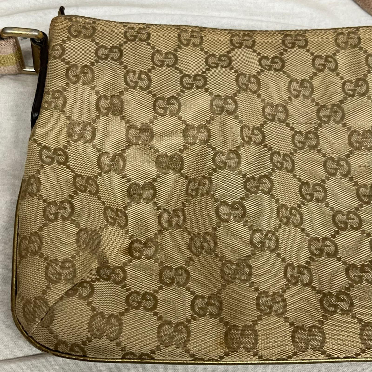 GUCCI GGキャンバス 189749 ショルダーバッグ