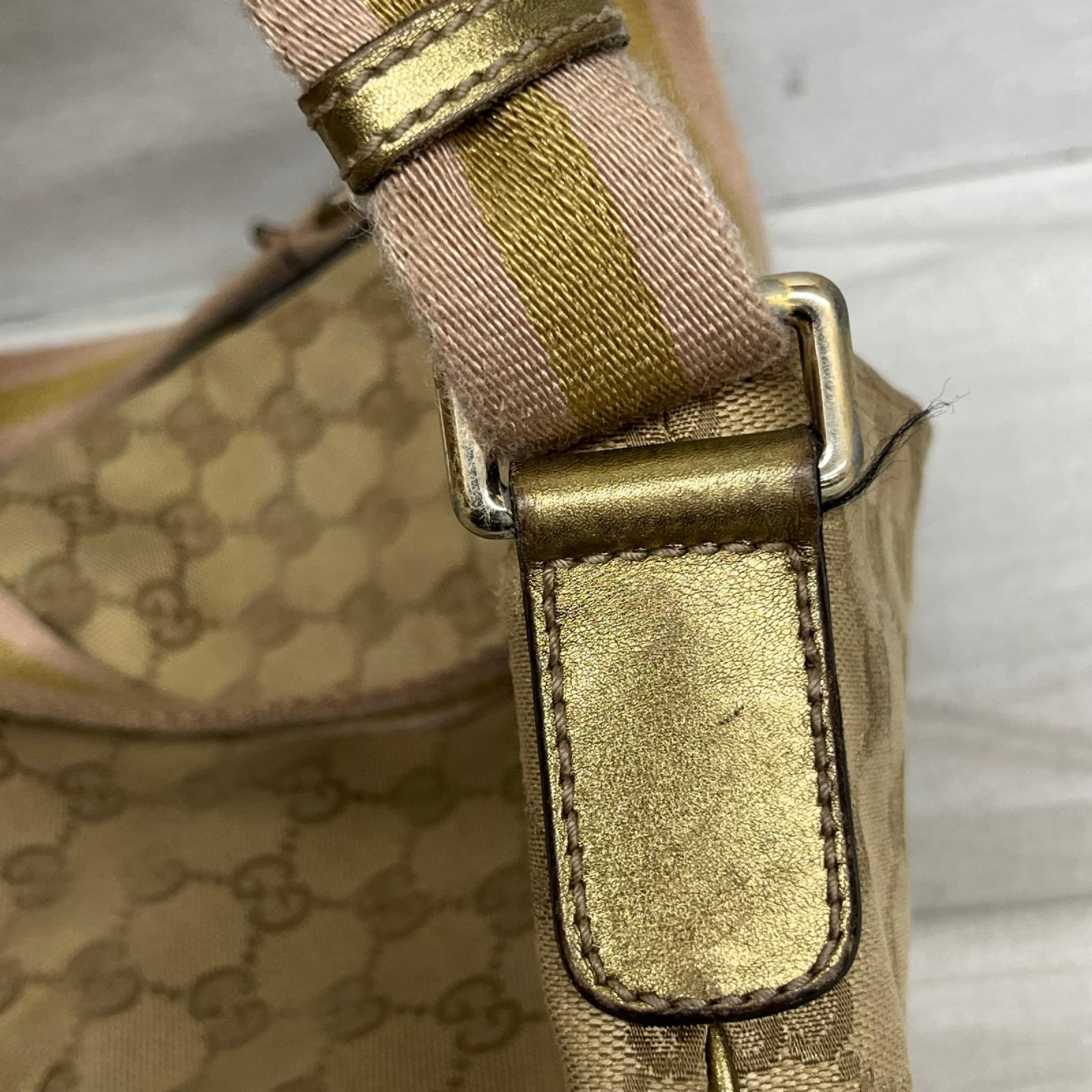 GUCCI GGキャンバス 189749 ショルダーバッグ