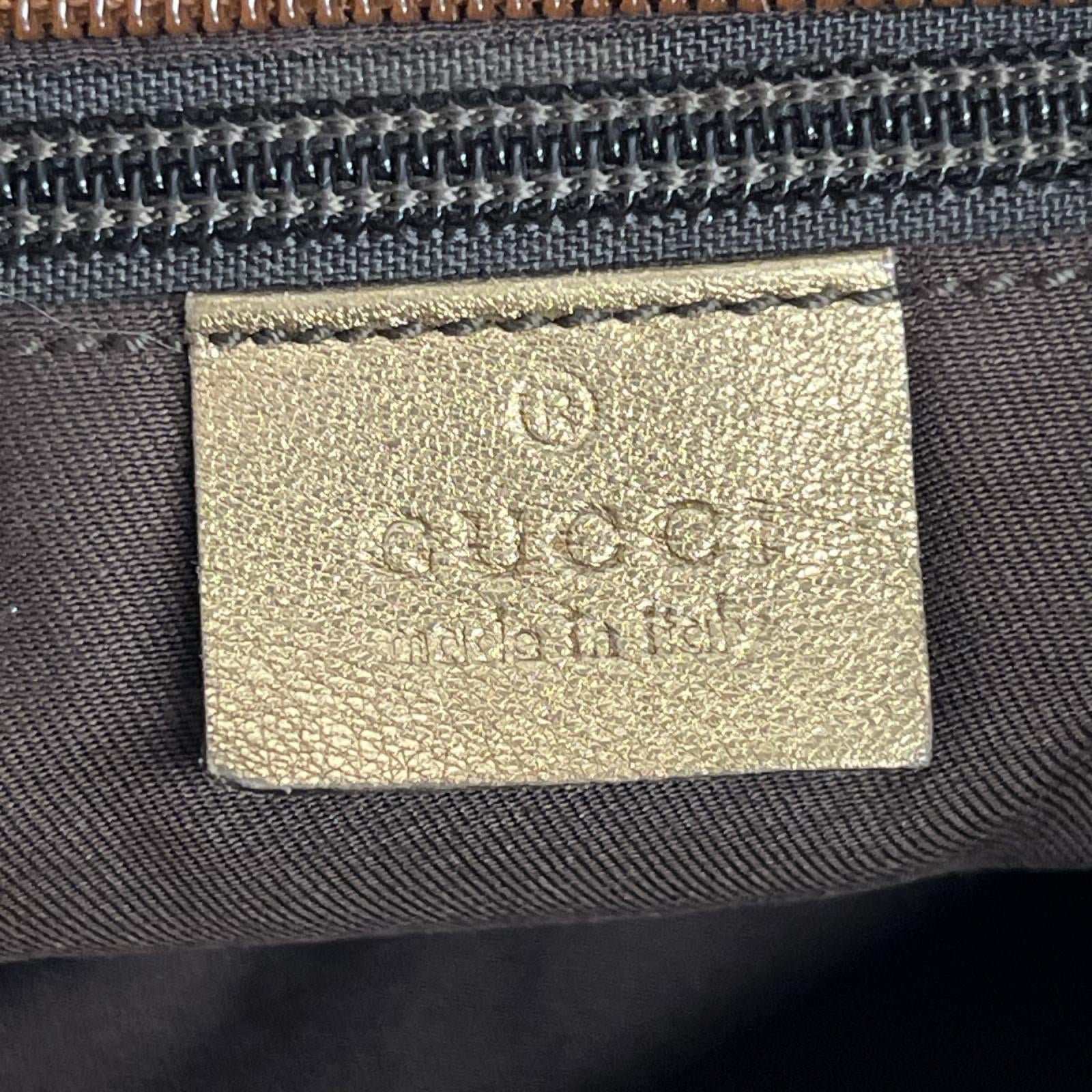 GUCCI GGキャンバス 189749 ショルダーバッグ