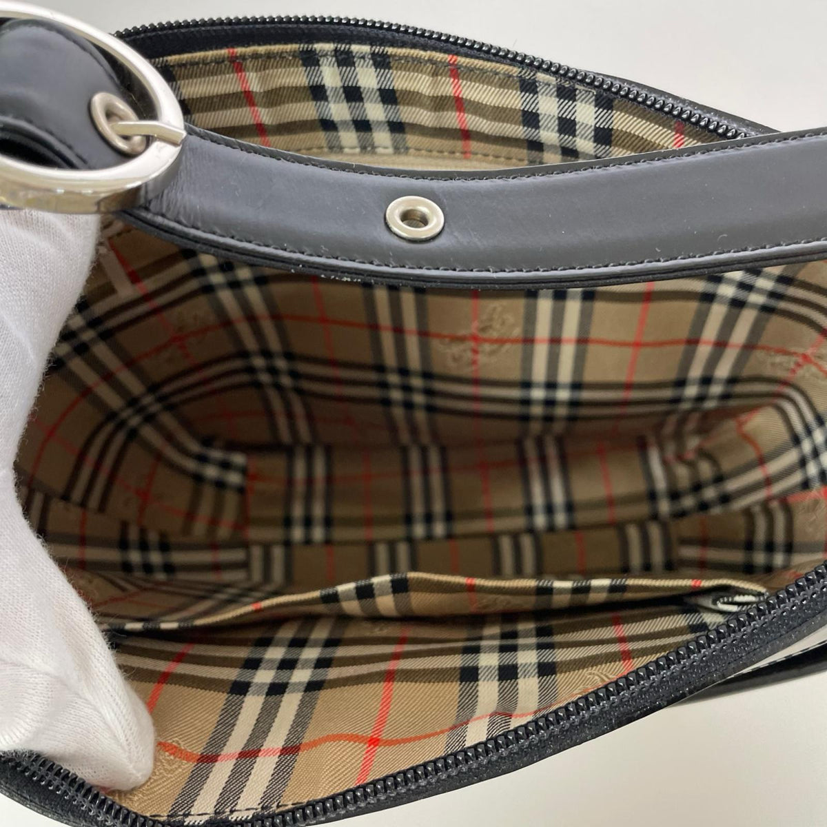 ショルダーバッグ BURBERRY ワンショルダー レザー ブラック