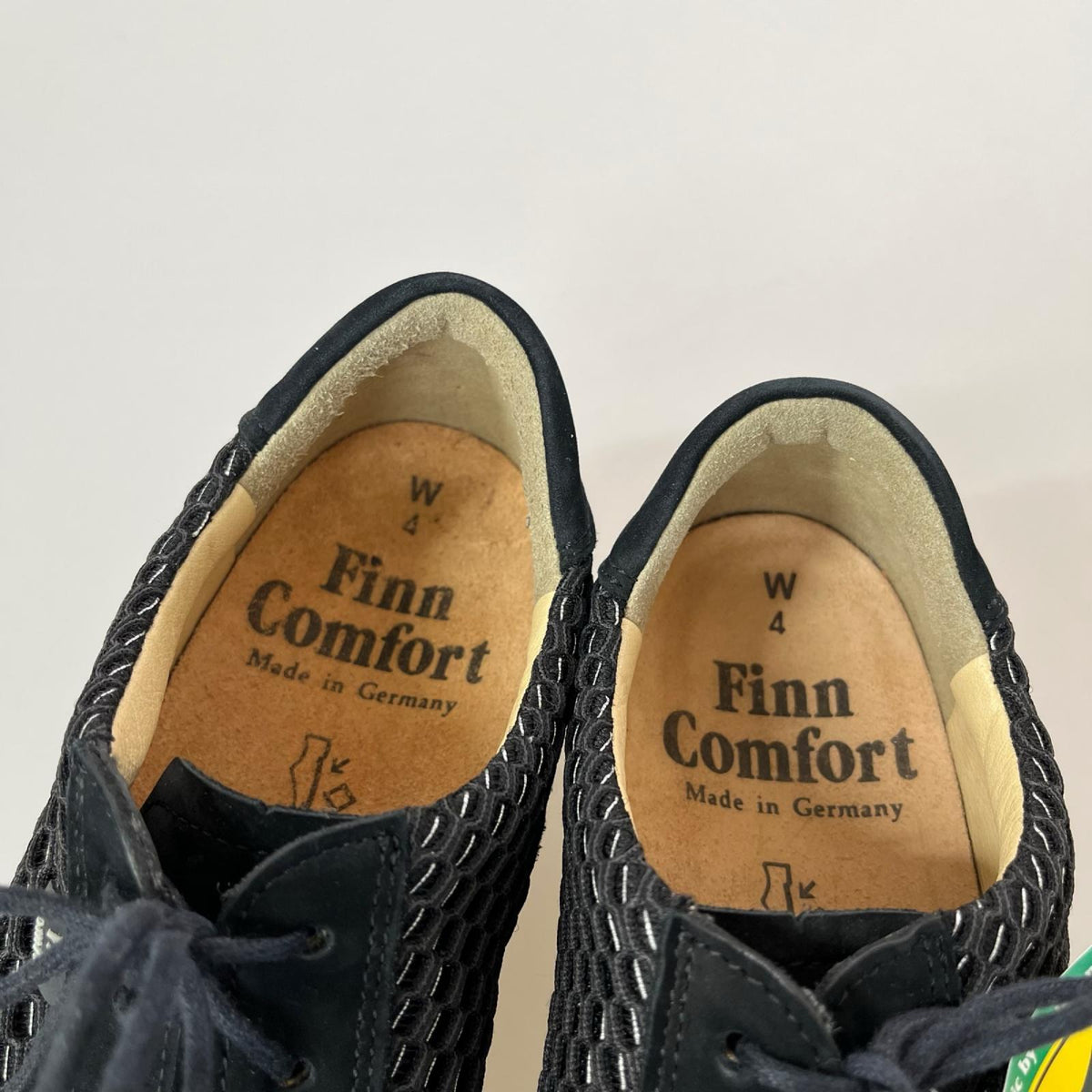 シューズ FINN COMFORT ｽｳｪｰﾄﾞ ﾒｯｼｭ 黒 ブラック