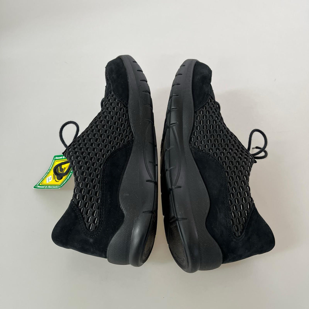 シューズ FINN COMFORT ｽｳｪｰﾄﾞ ﾒｯｼｭ 黒 ブラック