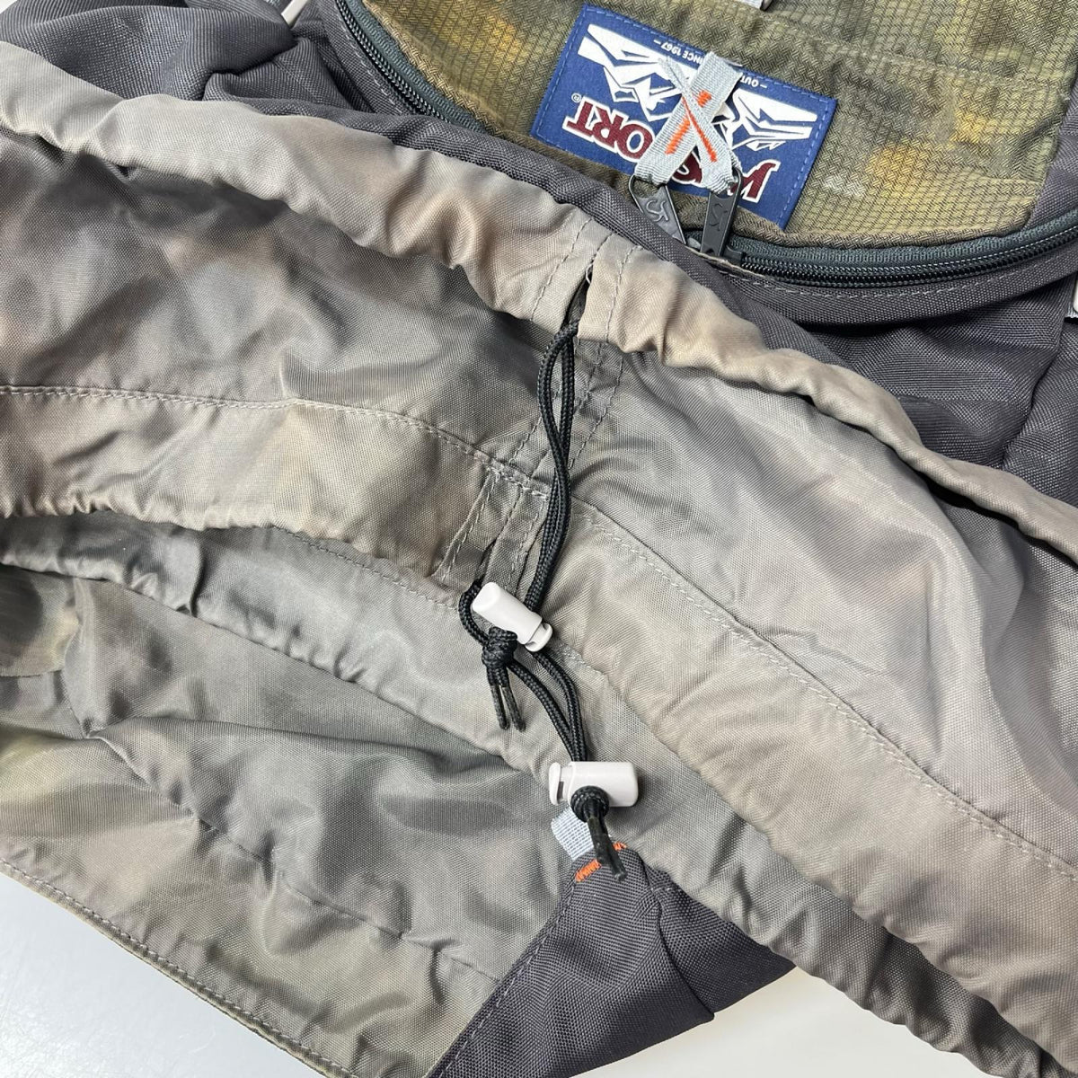 リュック・デイパック Jansport Big Bear 63 ｶｰｷ