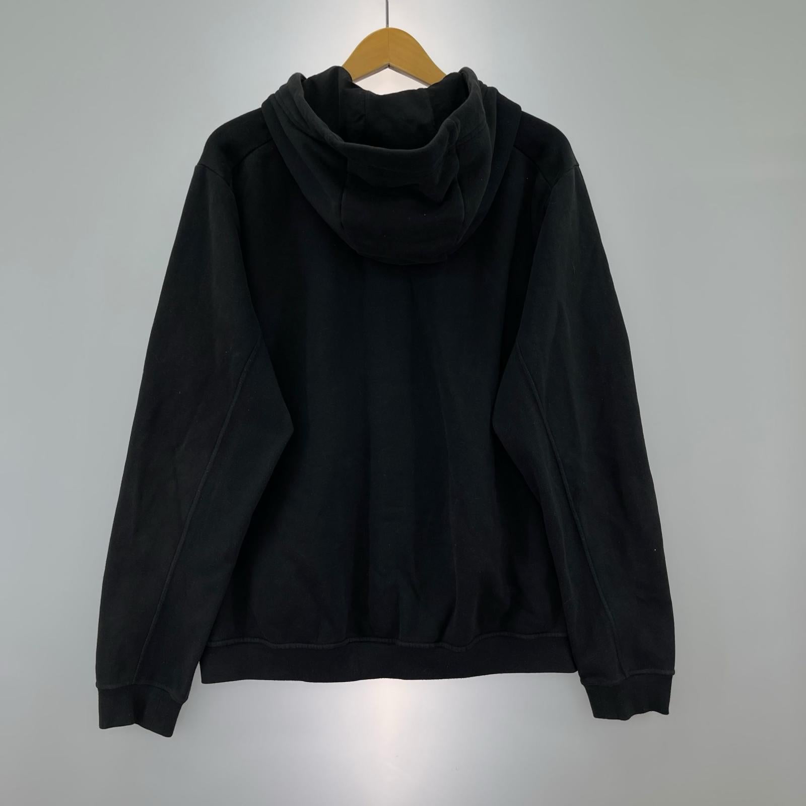 パーカー 黒　ｼﾞｯﾌﾟﾊﾟｰｶｰ M ブラック