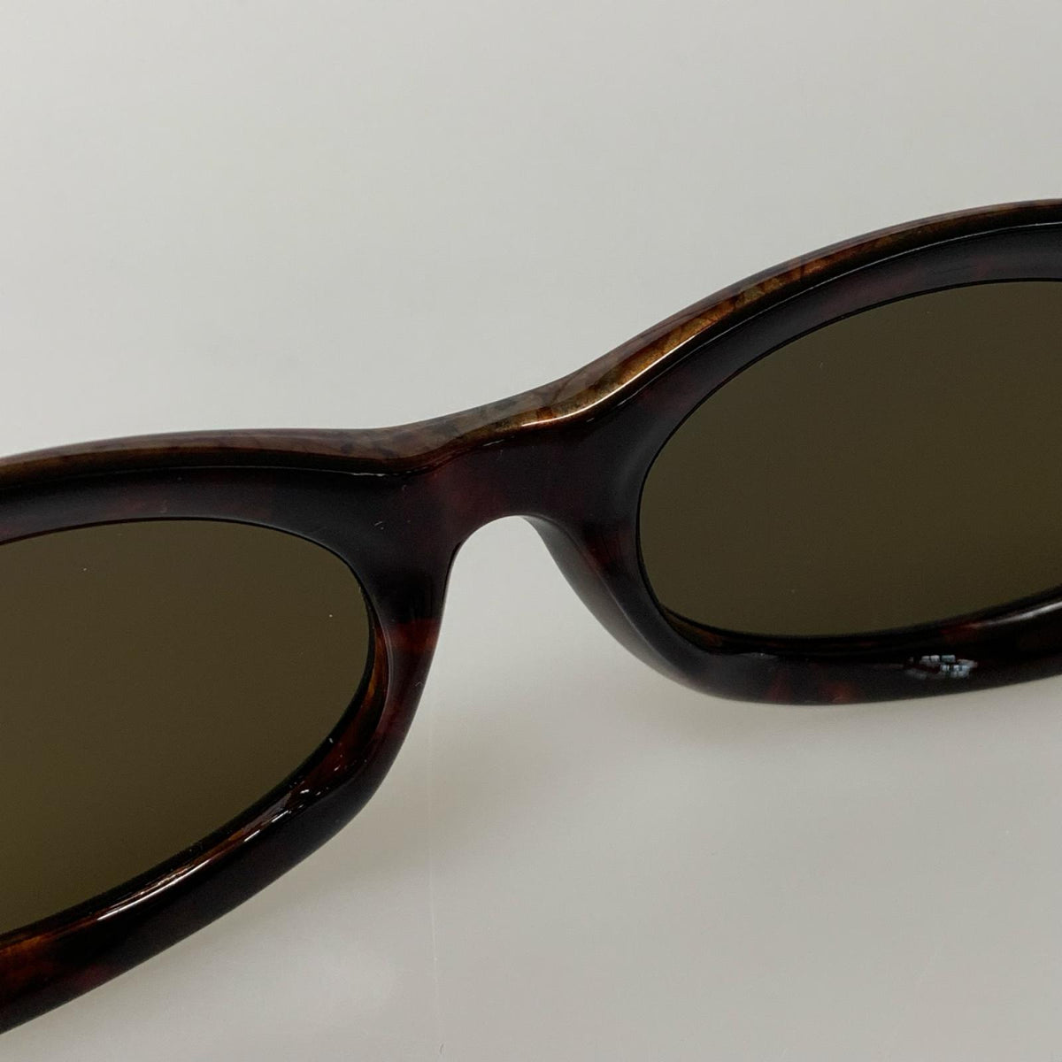 その他アクセサリー CHARME ﾛｺﾞ金具 ﾃﾞｻﾞｲﾝﾃﾝﾌﾟﾙ ｵｰﾊﾞﾙｻﾝｸﾞﾗｽ ﾊﾊﾞﾅ ブラウン