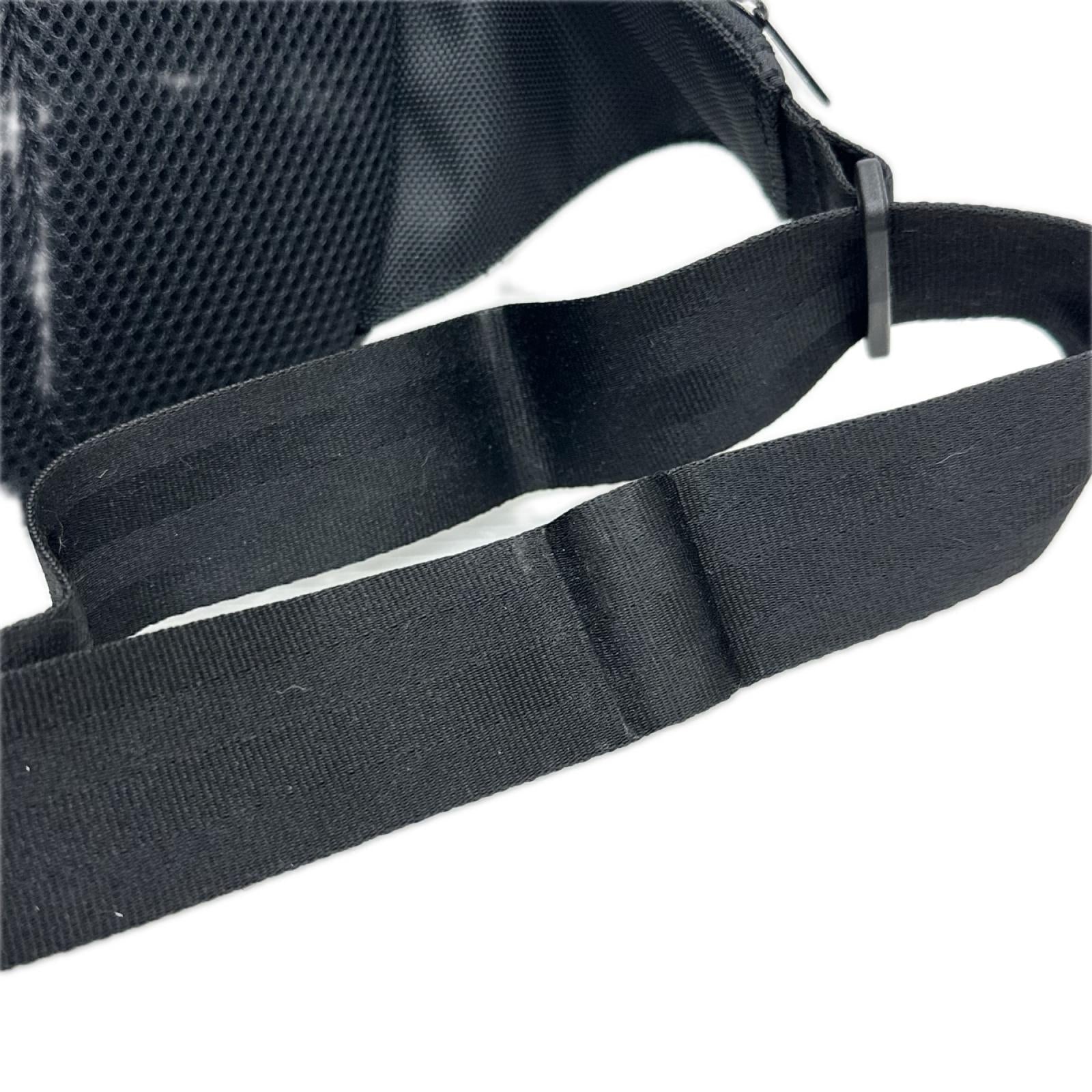 ショルダーバッグ × NEW ERA EXPLORER WAIST BAG 黒 ブラック