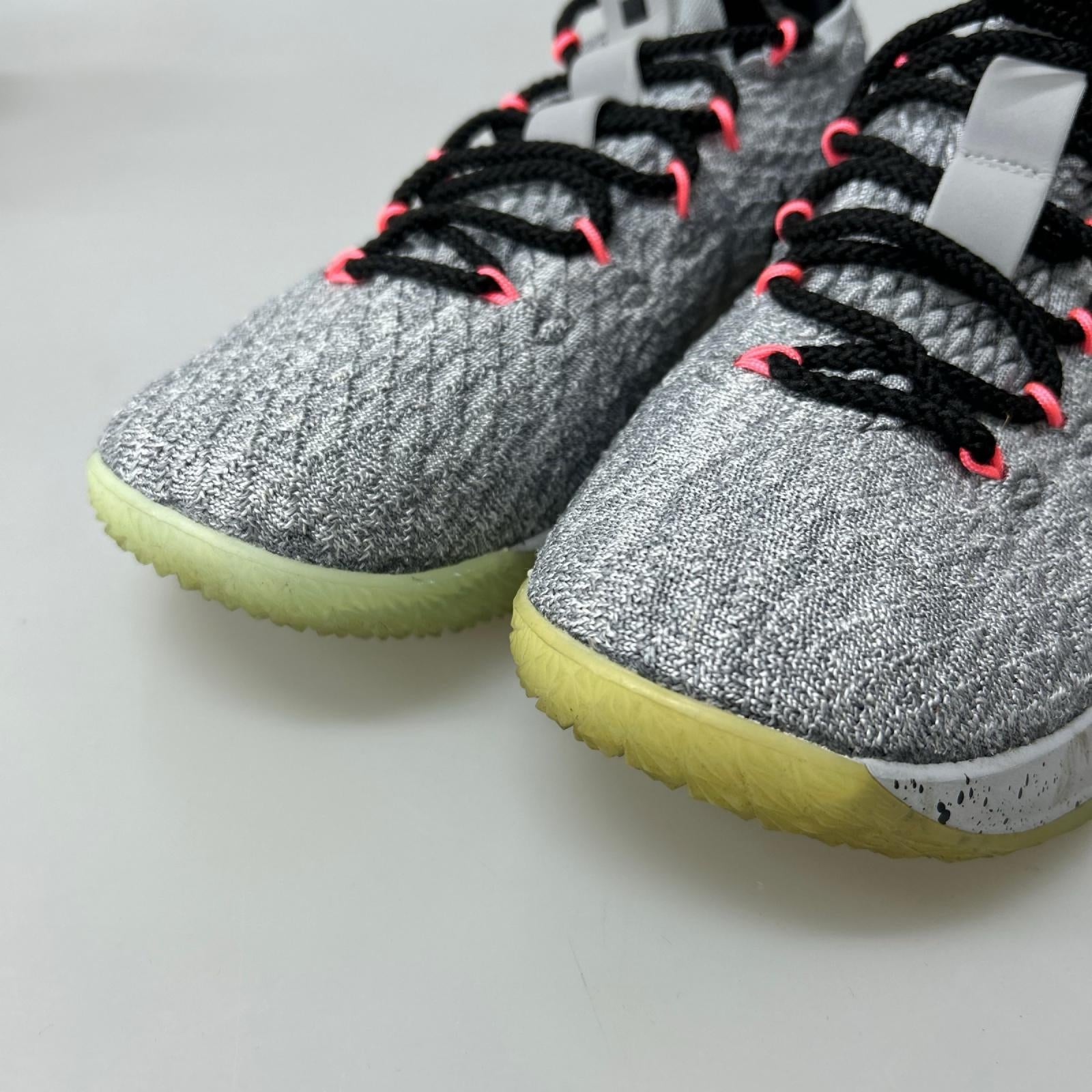 スニーカー LEBRON XV LOW EP　26.5㎝ 26.5cm (US8 1/2 UK8 EU43) グレー