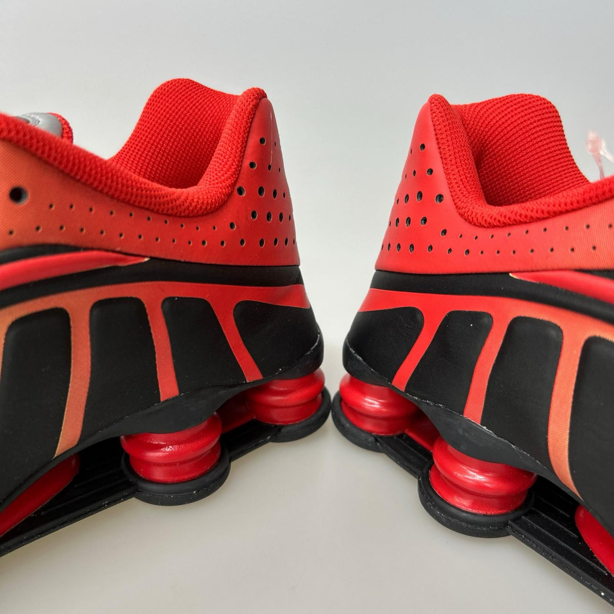 スニーカー SHOX R4 NEYMAR JR. BV1387-001 28cm (US10 UK9 1/2 EU46)