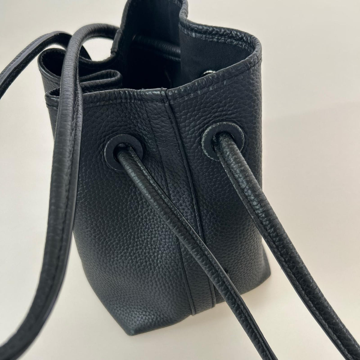 ハンドバッグ BOND MINI MINI 黒 ブラック
