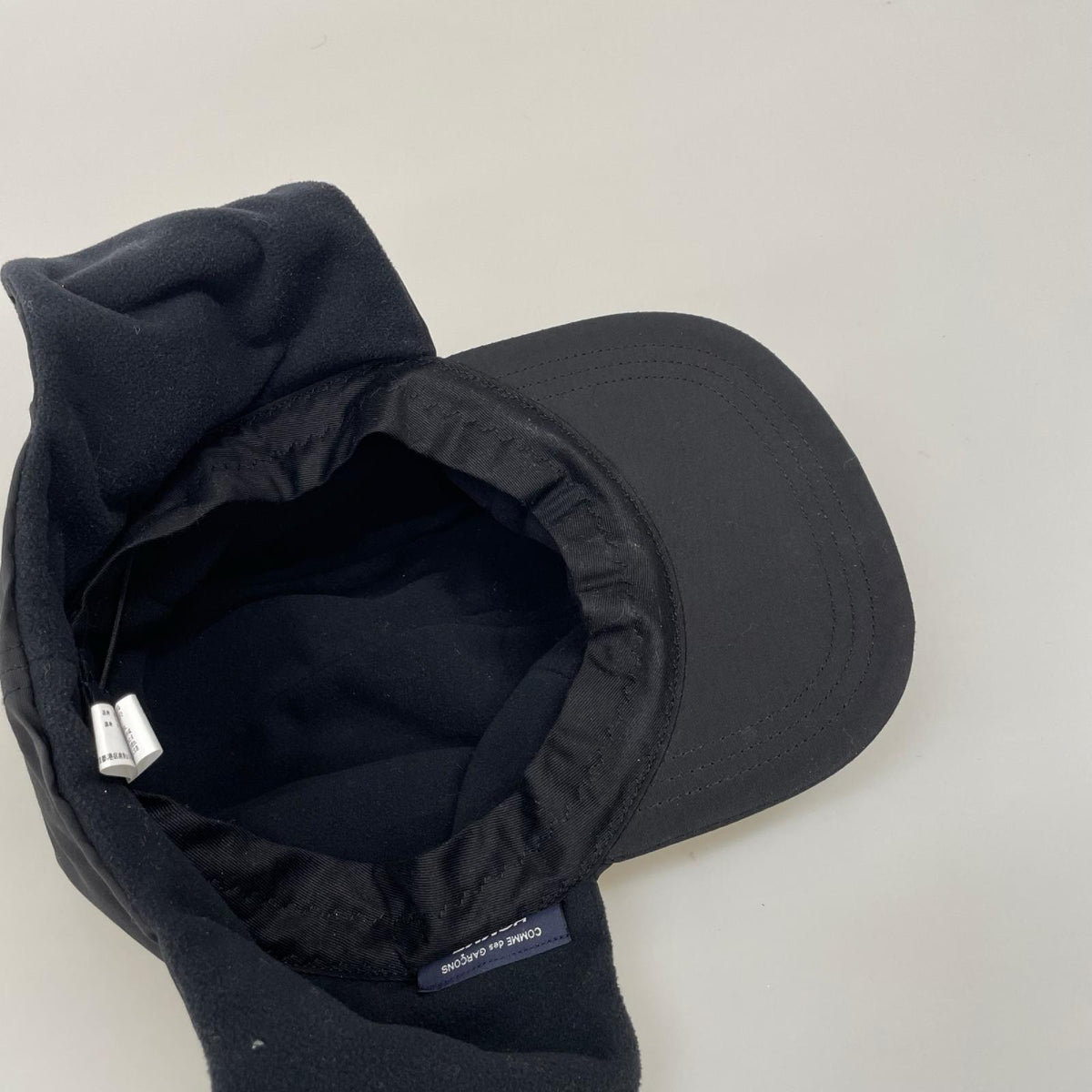 キャップ HOMME 25FW 綿ﾅｲﾛﾝｸﾞﾛｸﾞﾗﾝ × ｴｽﾃﾙﾌﾘｰｽ CAP ブラック