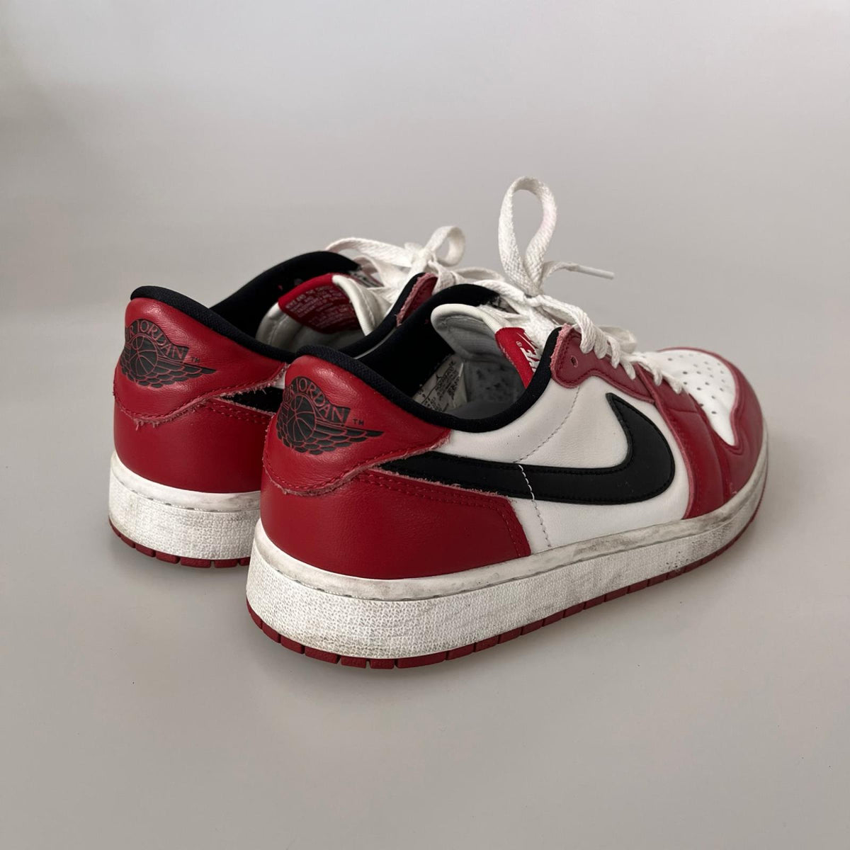 スニーカー Air Jordan 1 Retro Low OG Chicago (27cm) 27cm (US9 UK8 1/2 EU44)