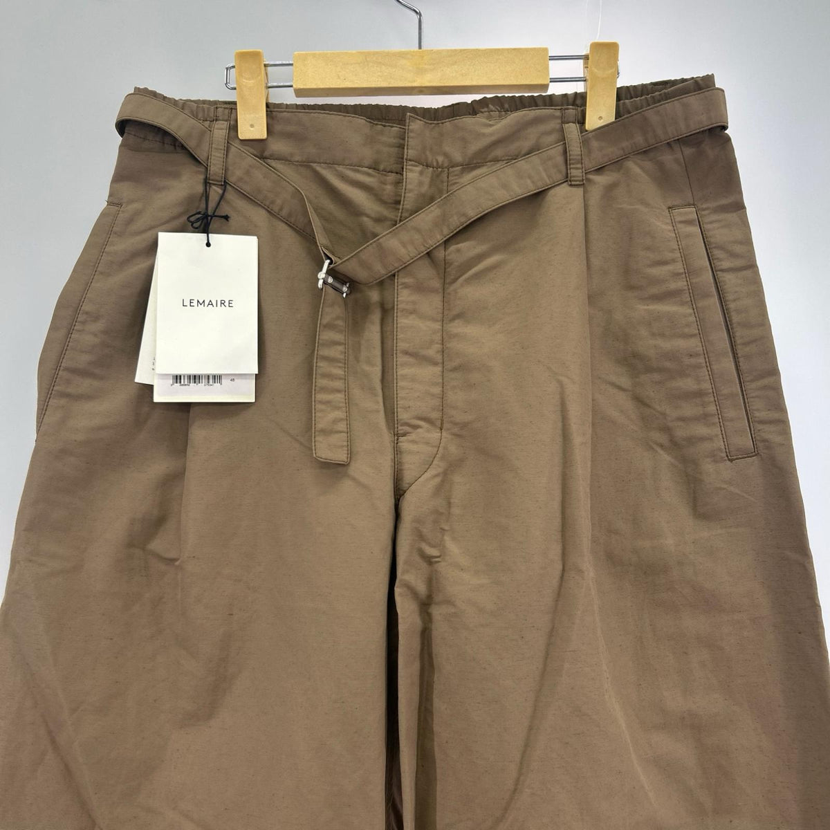パンツ BELTED EASY PANTS ブラウン