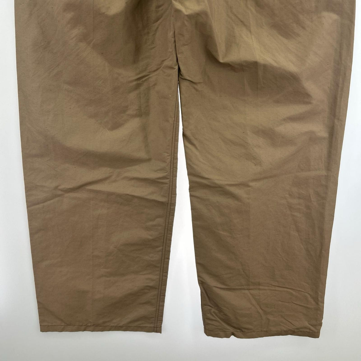 パンツ BELTED EASY PANTS ブラウン