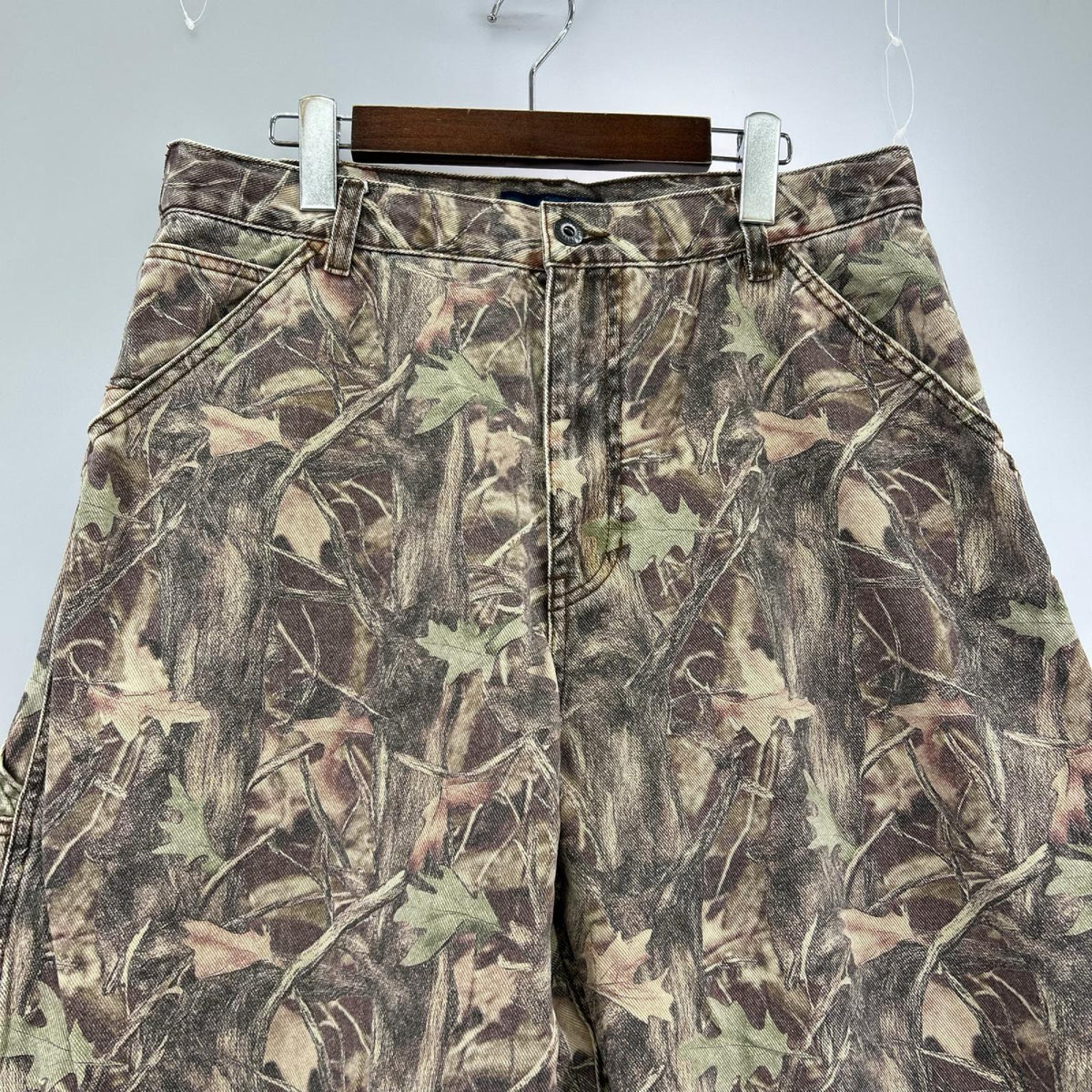 パンツ ｽｰﾊﾟｰﾜｲﾄﾞ ｶｰﾌﾞｼﾙｴｯﾄﾊﾟﾝﾂ ﾘｱﾙﾂﾘｰｶﾓ L マルチカラー
