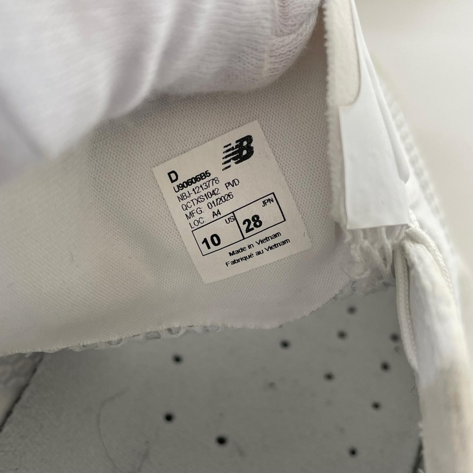 スニーカー U90606B5 (28.0cm) 28cm (US10 UK9 1/2 EU46) ホワイト
