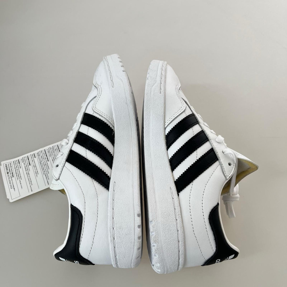 スニーカー adidas EG9734 スニーカーWH 23.0 23cm (US5 UK4 1/2 EU36)