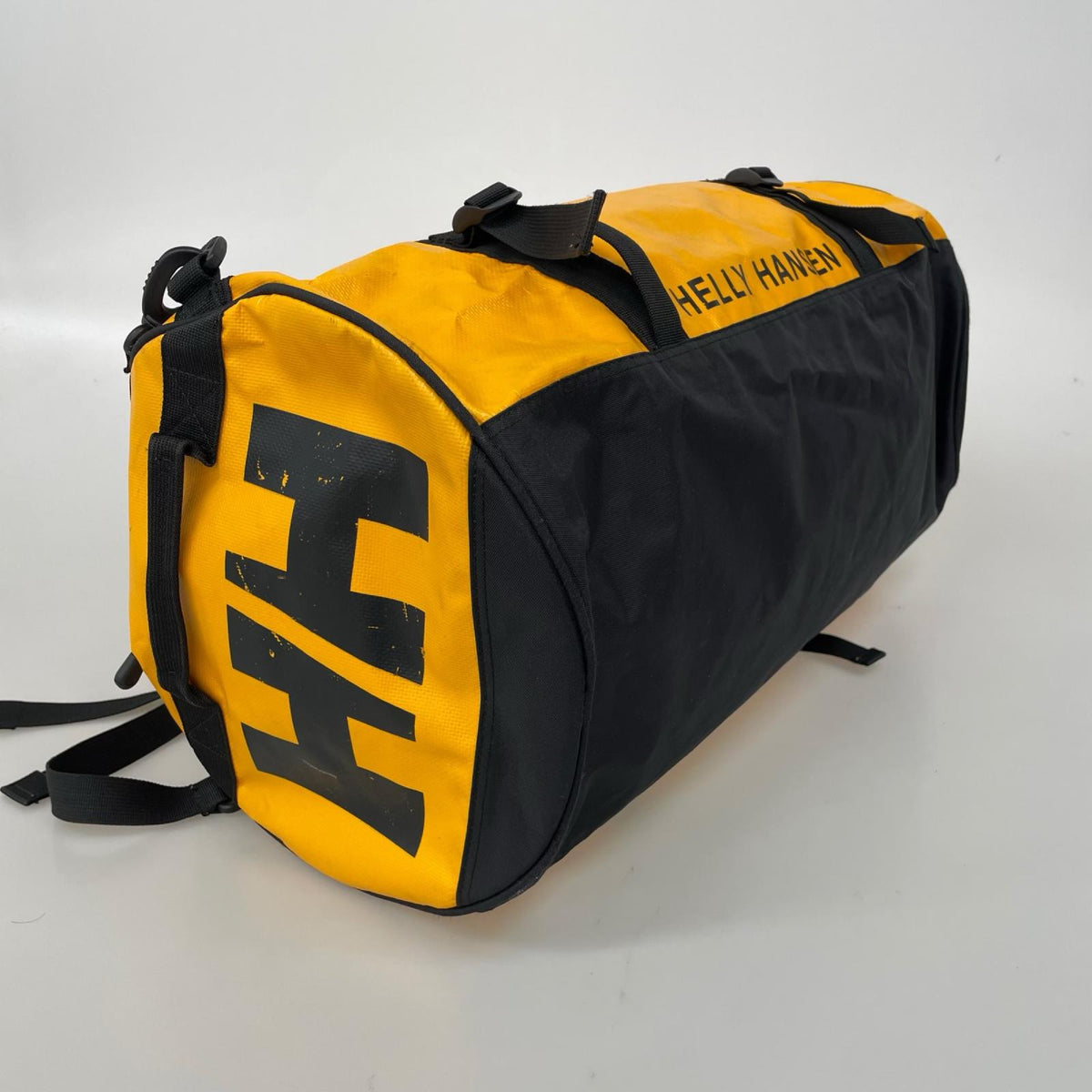 リュック・デイパック DUFFEL BAG 50L 黄 イエロー