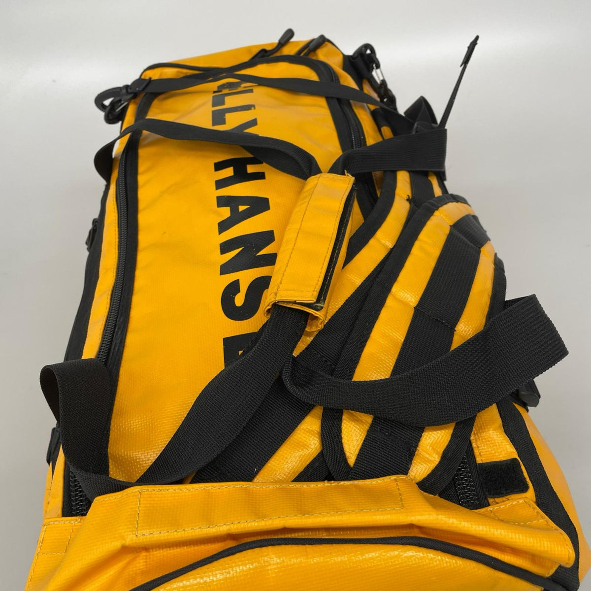 リュック・デイパック DUFFEL BAG 50L 黄 イエロー
