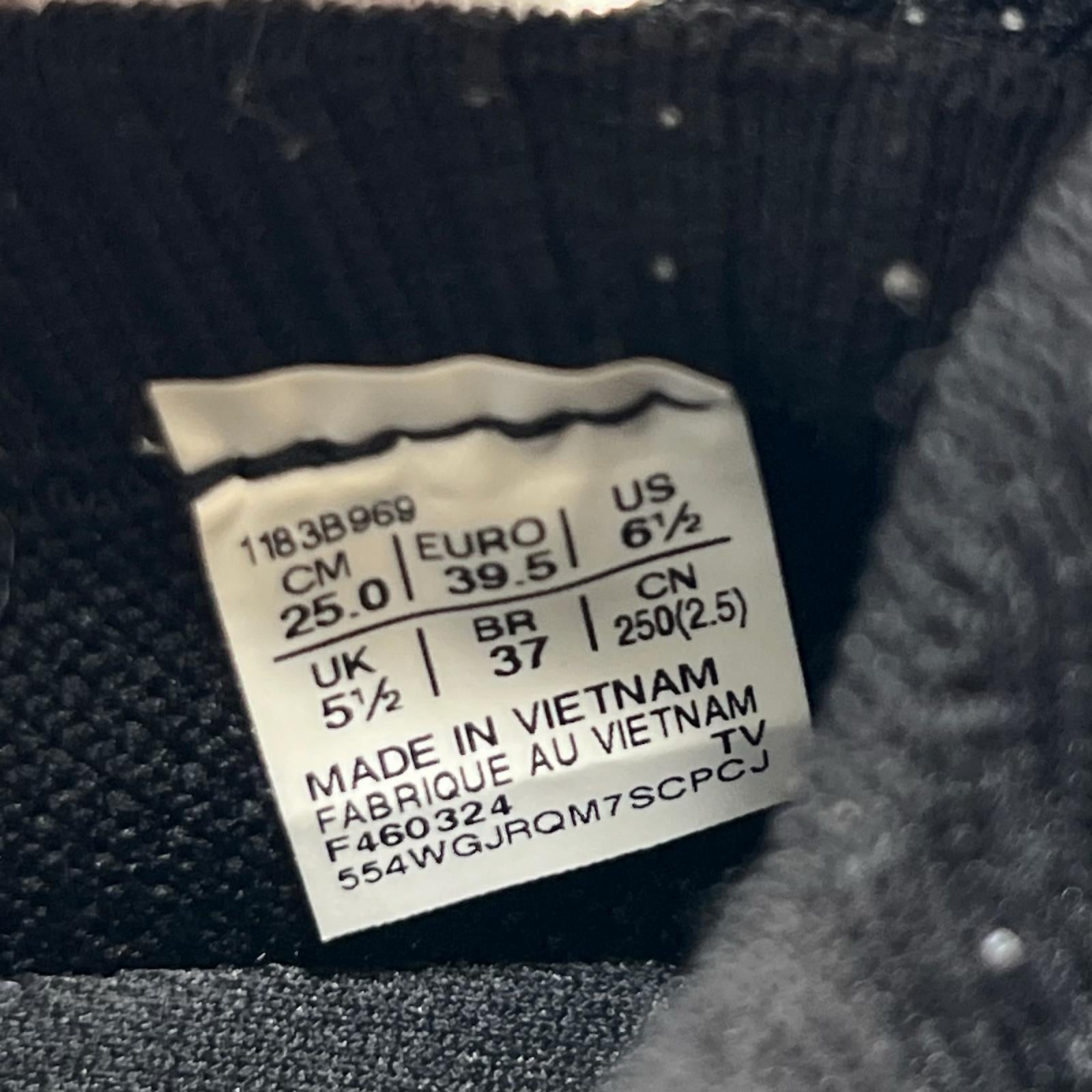スニーカー F460324 25cm (US7 UK6 1/2 EU40) ブラック