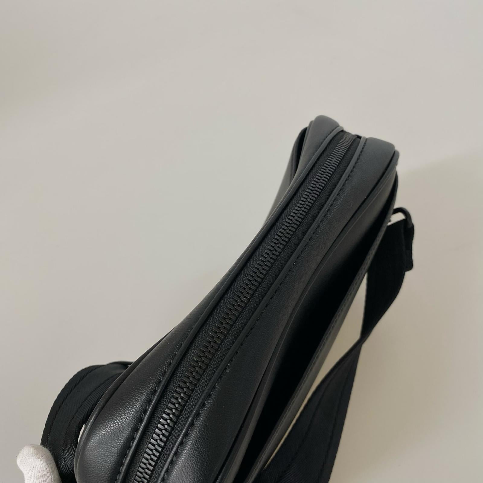 ショルダーバッグ HOLI-D CAMERA BAG ブラック