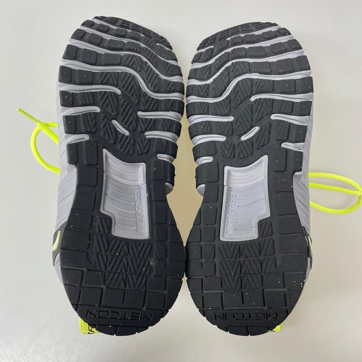 スニーカー Free Metcon 6 25.5cm 25.5cm (US7 1/2 UK7 EU41) イエロー