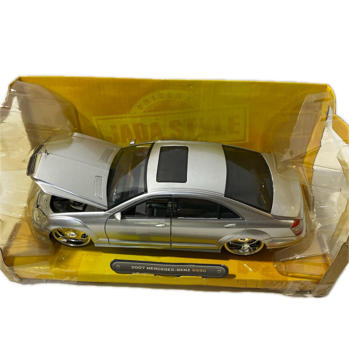 Jada 1/24 MERCEDES BENZ S550 シルバー スケールカー
