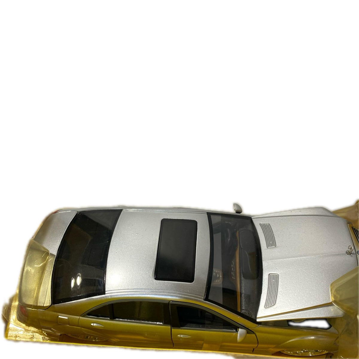 Jada 1/24 MERCEDES BENZ S550 シルバー スケールカー