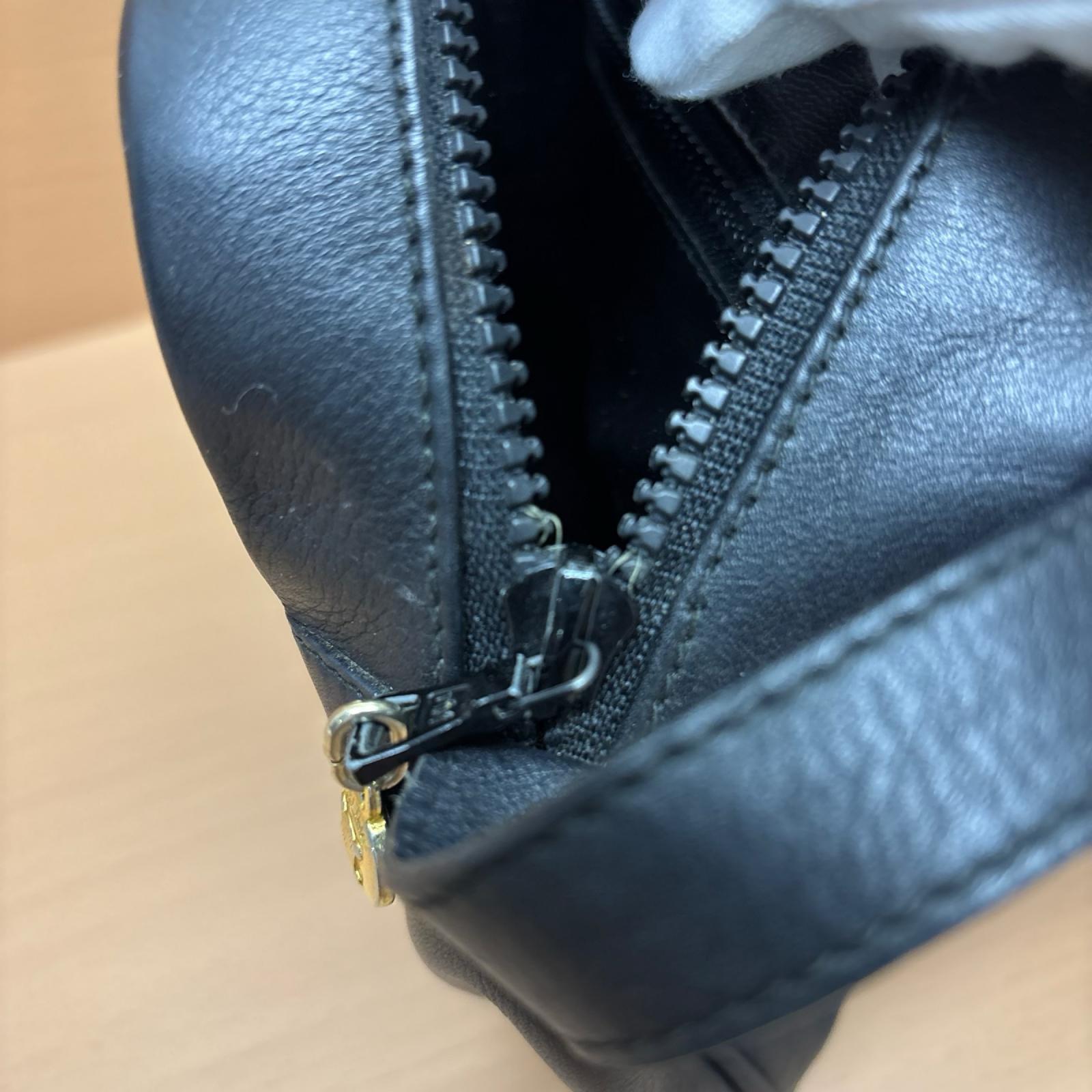 CELINE/ﾚｻﾞｰ黒