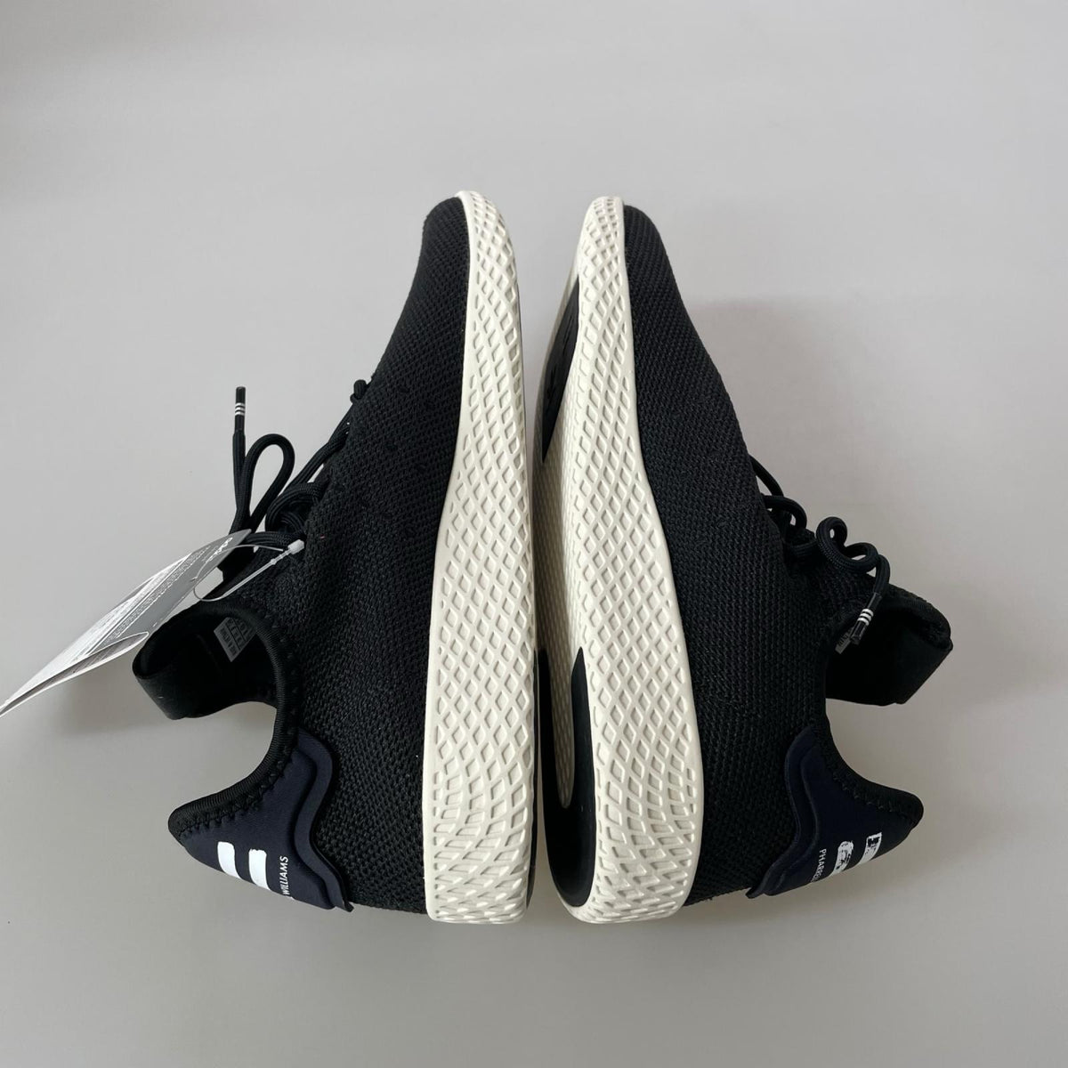 スニーカー AQ1056　PW TENNIS 27.5cm (US9 1/2 UK9 EU45) ブラック