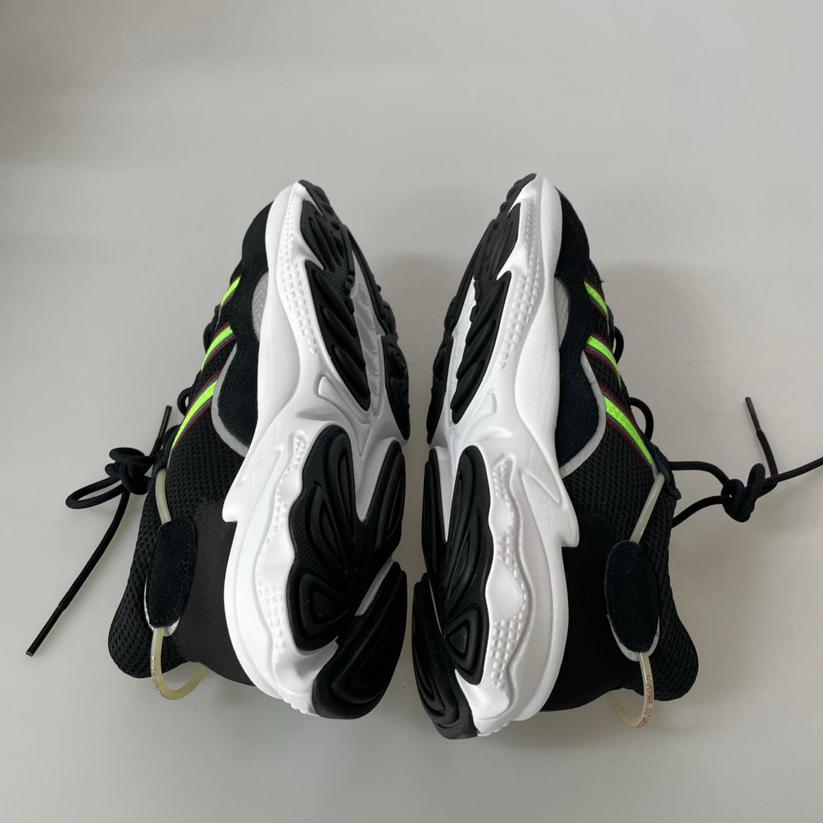 スニーカー EE7002 28cm (US10 UK9 1/2 EU46) ブラック