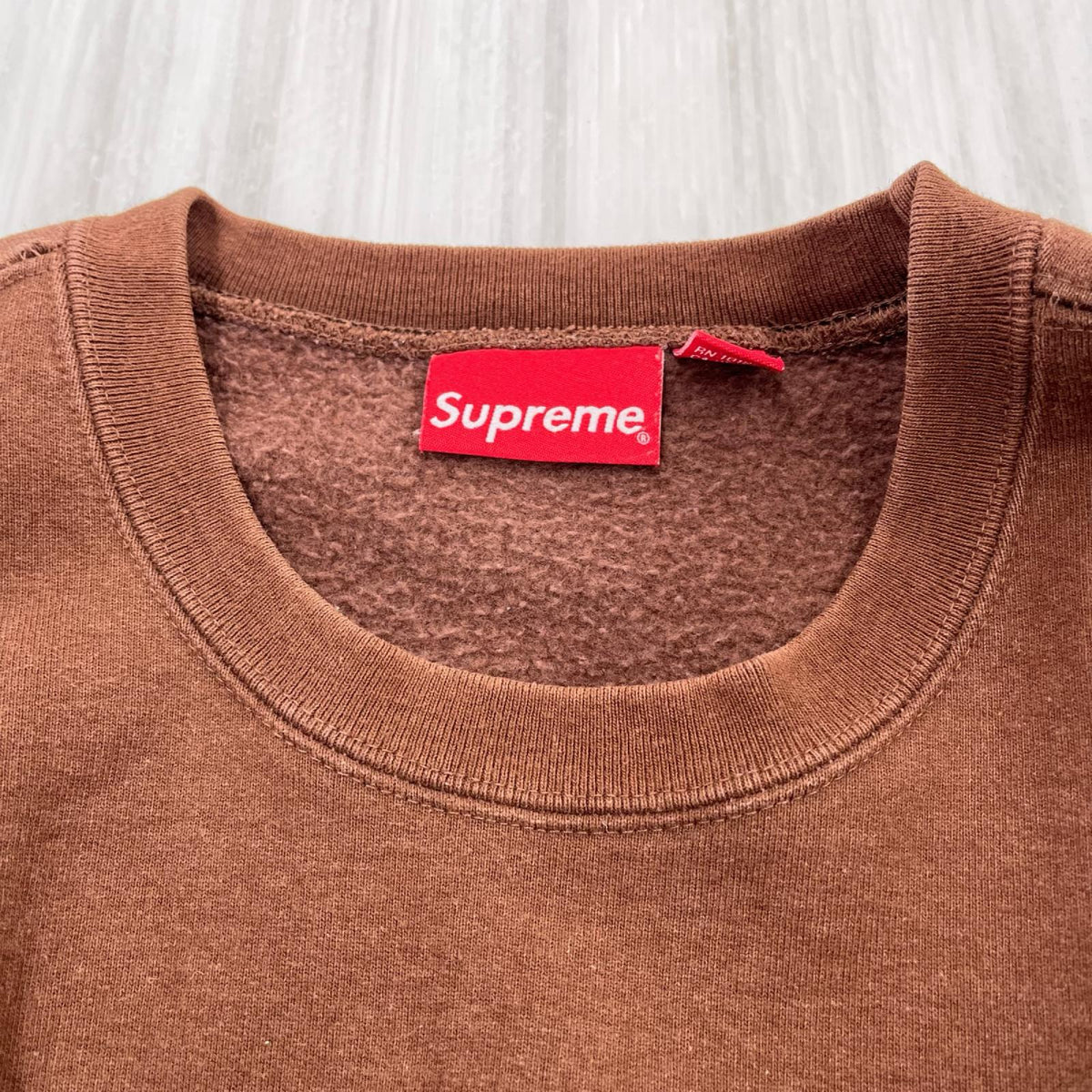 スウェット Supreme 22AW Small Box Logo Crewneck L 茶 L ブラウン