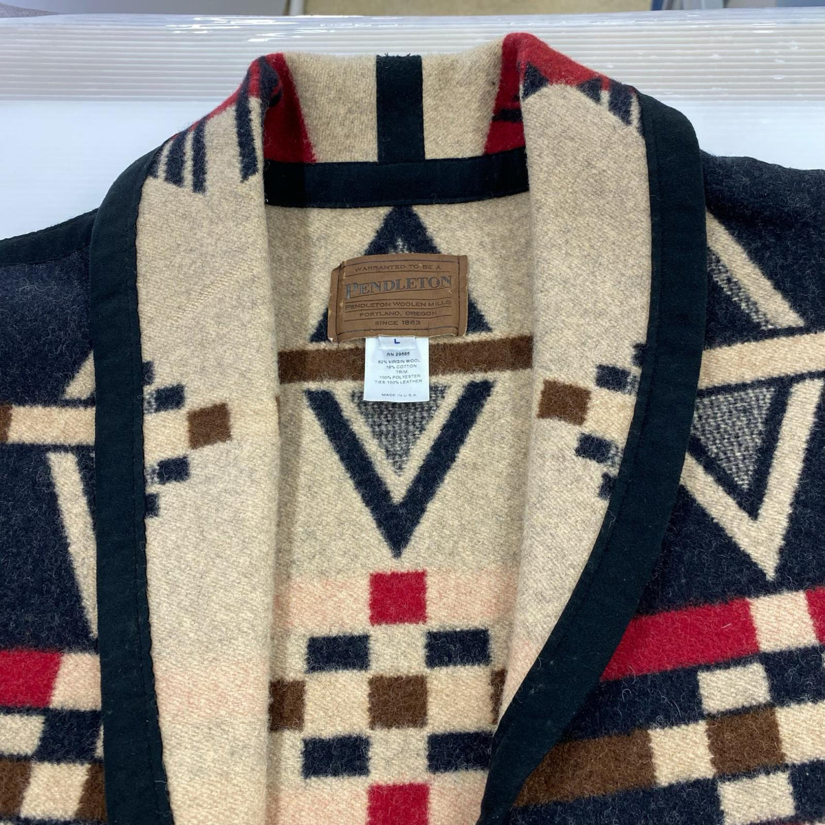 長袖シャツ PENDLETON USA製 ｺﾝﾁｮﾎﾞﾀﾝ ﾈｲﾃｨﾌﾞｳｰﾙﾍﾞｽﾄ L L ブラック