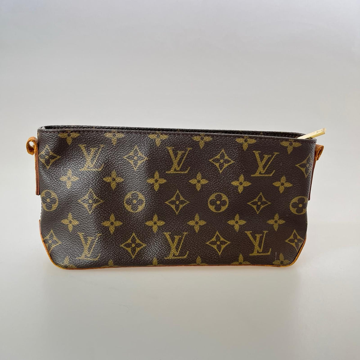 LV/M51240/ﾓﾉｸﾞﾗﾑ/ﾄﾛﾀｰ