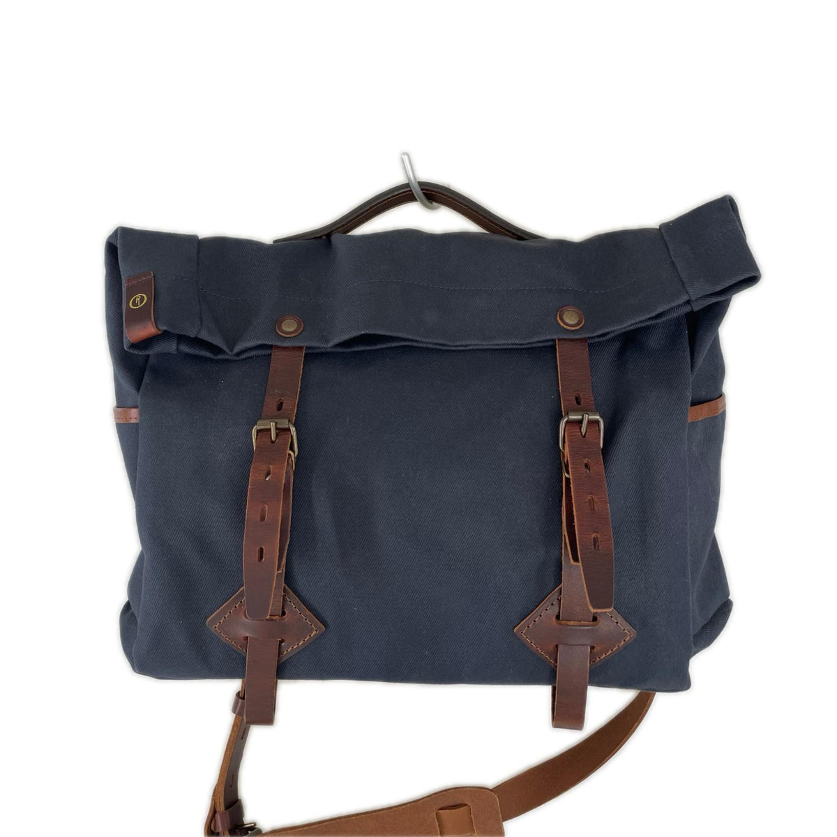 ショルダーバッグ bleu de chauffe ﾚｻﾞｰｷｬﾝﾊﾞｽﾊﾞｯｸﾞ ﾈｲﾋﾞｰ ネイビー