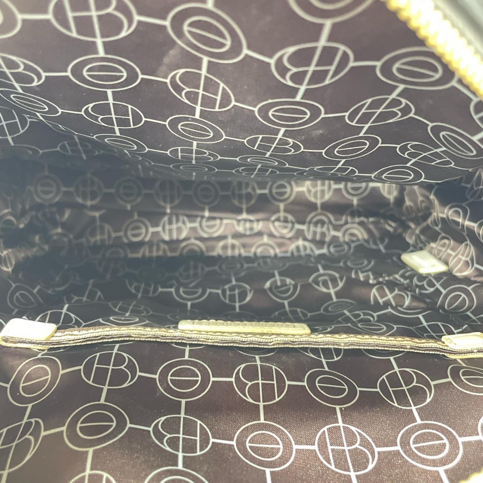リュック・デイパック Henri bendel ヘンリベンデル ブラック