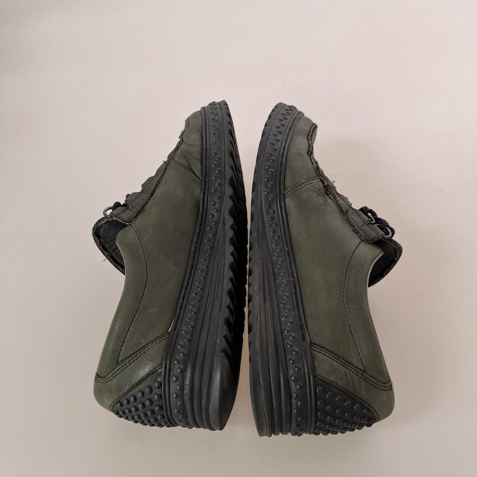 スニーカー MEPHISTO ﾚｻﾞｰｼｭｰｽﾞ ｸﾞﾘｰﾝ グリーン