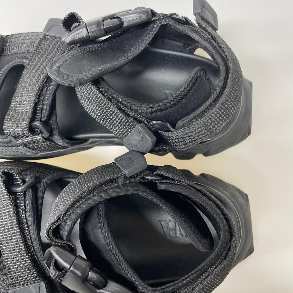 サンダル ZARA Vibram ハイキングサンダル 39-25.5 ブラック